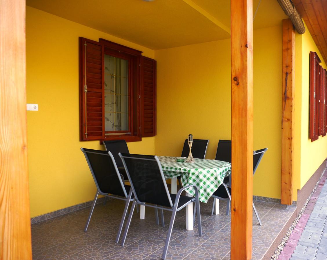 Doeroecske Vendeghaz Hotel Somogydorocske Екстериор снимка